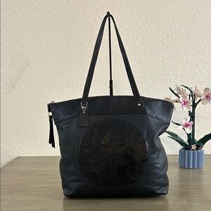 Coach F18336 Laura Signature In Black Leather Tote Purse